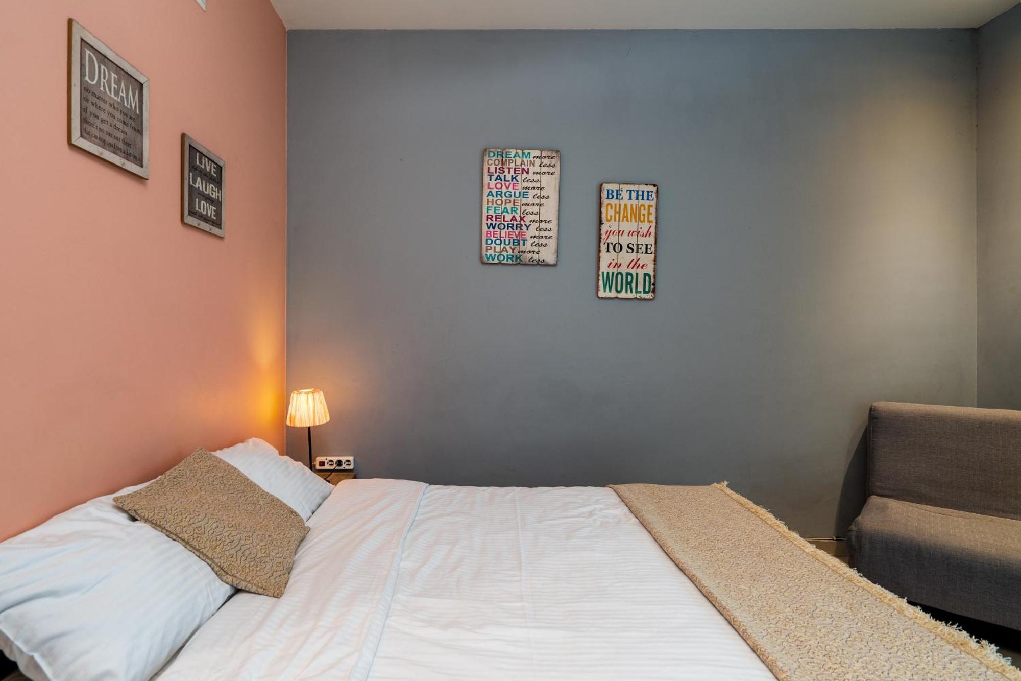 Ideally Located Apartment In Central Афіни Екстер'єр фото